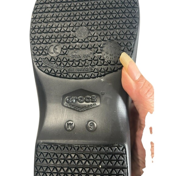 Crocs Dual Comfort Black Round Toe Slip On Resistant Work Clog Womens Size 9 - Picture 14 of 14